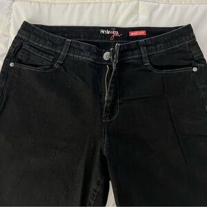 Macy’s style Co. denim jeans size 10